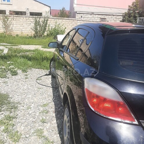 Opel Astra 2006, 176,000 km - 1.4 l - Bakı