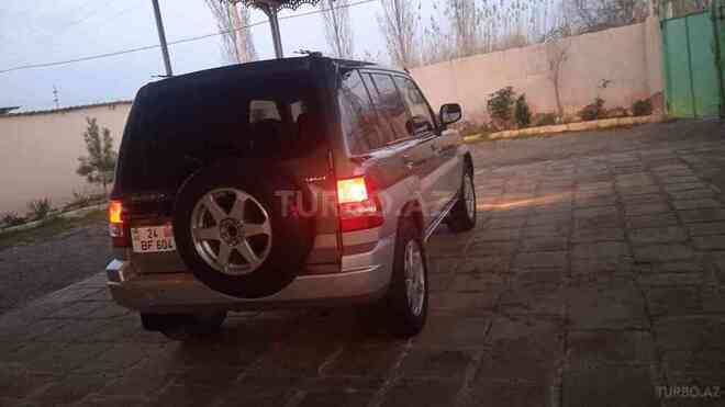 Mitsubishi Pajero io 1999, 250,000 km - 1.8 l - Bakı