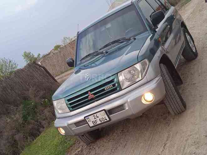 Mitsubishi Pajero io 1999, 250,000 km - 1.8 l - Bakı