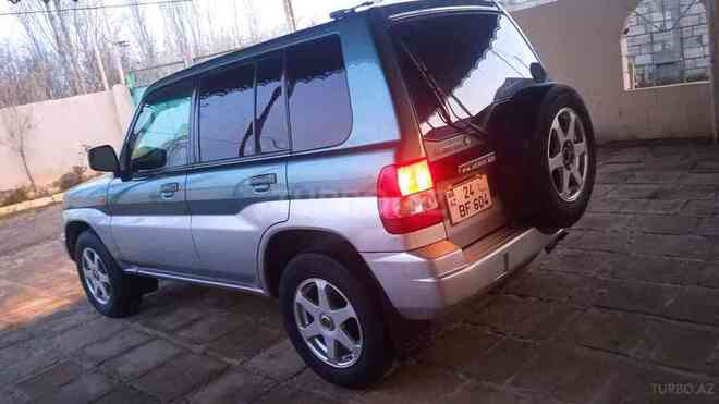 Mitsubishi Pajero io 1999, 250,000 km - 1.8 l - Bakı