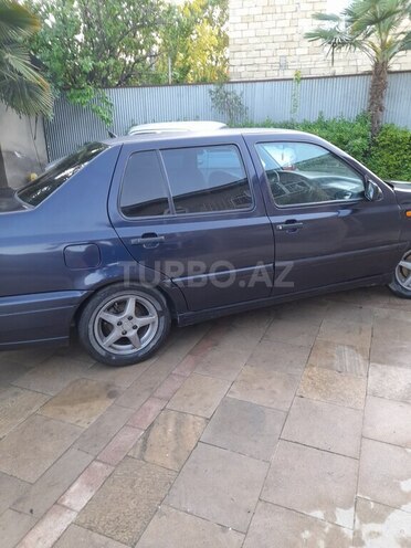 Volkswagen Polo 1997, 158,000 km - 2.0 л - Bakı
