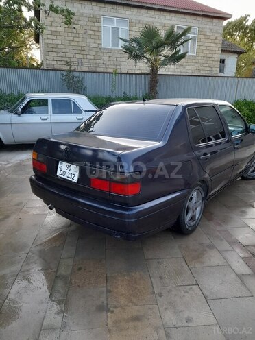 Volkswagen Polo 1997, 158,000 km - 2.0 л - Bakı