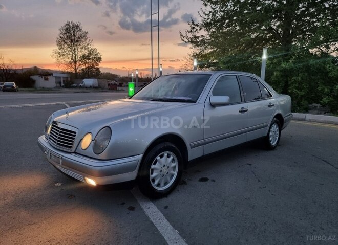 Mercedes E 230 1996, 430,552 km - 2.3 l - Tovuz
