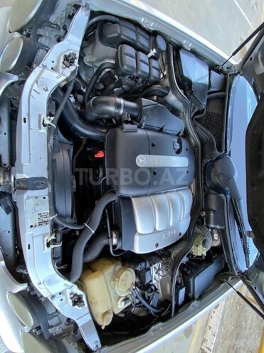 Mercedes E 220 2000, 320,000 km - 2.2 l - Bakı