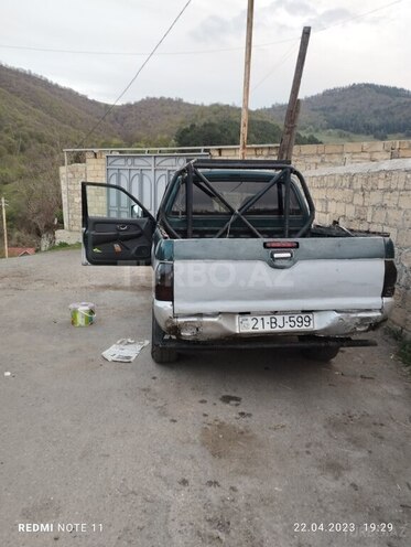 Mitsubishi L200 2003, 410,319 km - 2.5 l - Gədəbəy