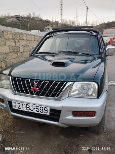 Mitsubishi L200 2003, 410,319 km - 2.5 l - Gədəbəy