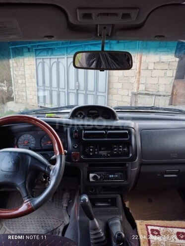 Mitsubishi L200 2003, 410,319 km - 2.5 l - Gədəbəy