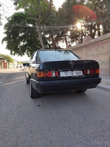Mercedes 190 1990, 375,043 km - 2.3 л - Zərdab