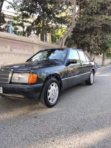 Mercedes 190 1990, 375,043 km - 2.3 л - Zərdab