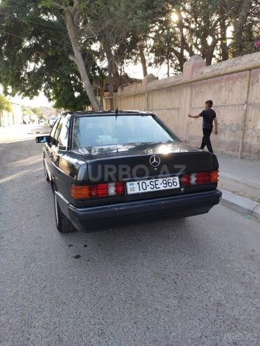 Mercedes 190 1990, 375,043 km - 2.3 л - Zərdab