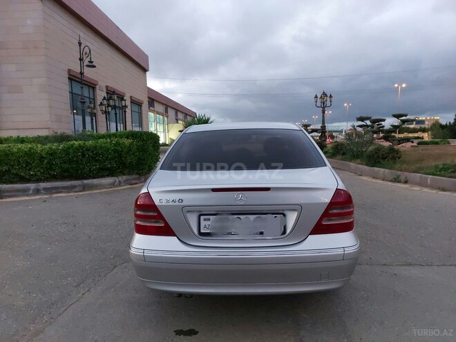 Mercedes C 240 2001, 240,000 km - 2.6 л - Bakı