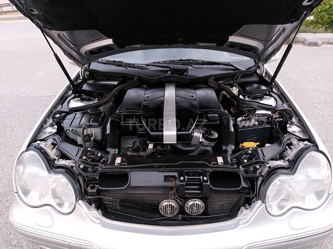 Mercedes C 240 2001, 240,000 km - 2.6 л - Bakı