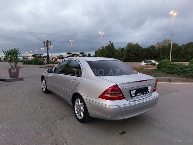 Mercedes C 240 2001, 240,000 km - 2.6 л - Bakı
