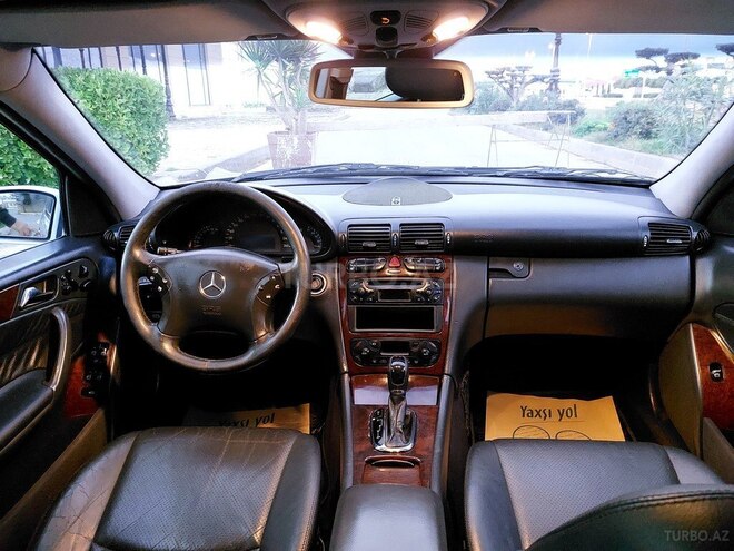 Mercedes C 240 2001, 240,000 km - 2.6 л - Bakı