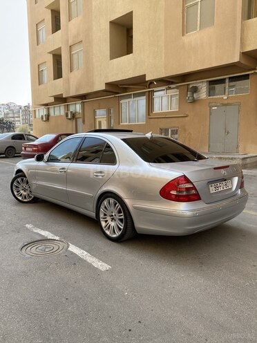 Mercedes E 240 2002, 348,000 km - 2.6 l - Bakı