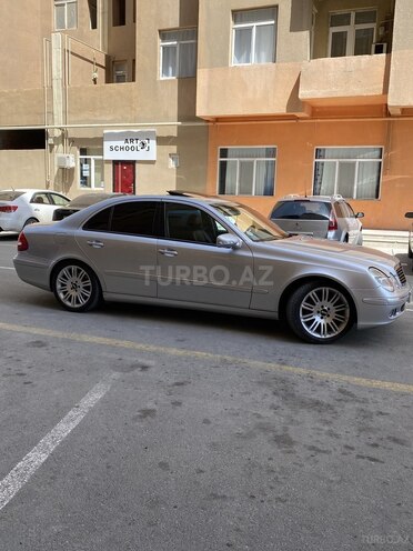 Mercedes E 240 2002, 348,000 km - 2.6 l - Bakı