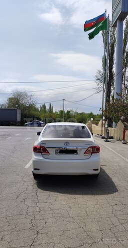Toyota Corolla 2012, 300,000 km - 1.6 l - Bakı