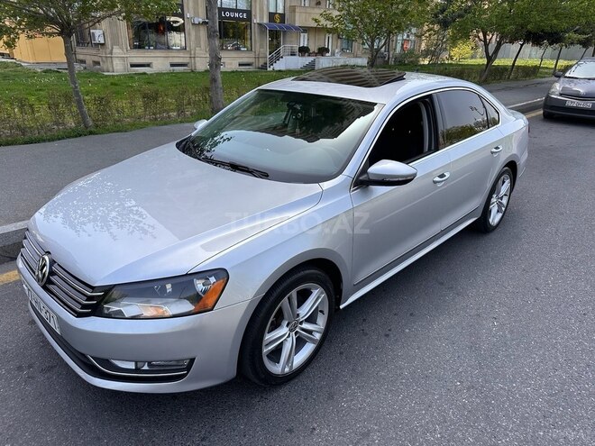 Volkswagen Passat 2014, 51,000 km - 2.0 л - Bakı