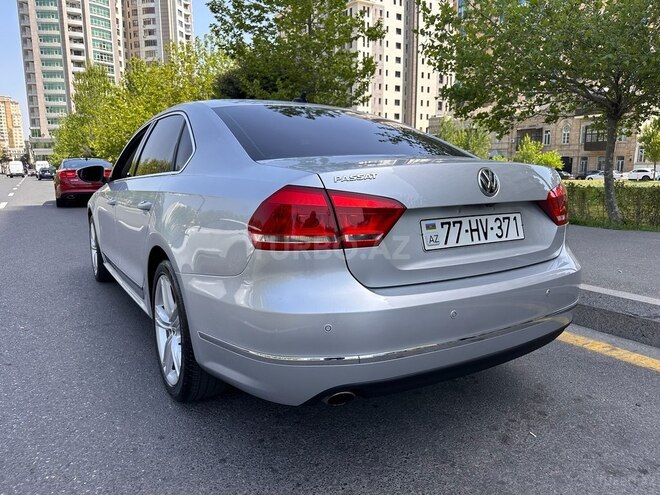 Volkswagen Passat 2014, 51,000 km - 2.0 л - Bakı