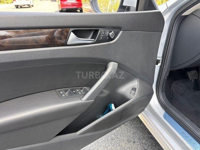 Volkswagen Passat 2014, 51,000 km - 2.0 л - Bakı