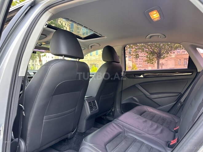 Volkswagen Passat 2014, 51,000 km - 2.0 л - Bakı
