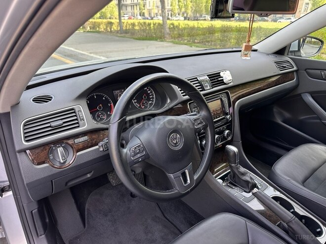 Volkswagen Passat 2014, 51,000 km - 2.0 л - Bakı