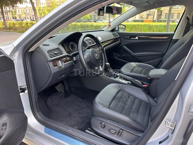Volkswagen Passat 2014, 51,000 km - 2.0 л - Bakı