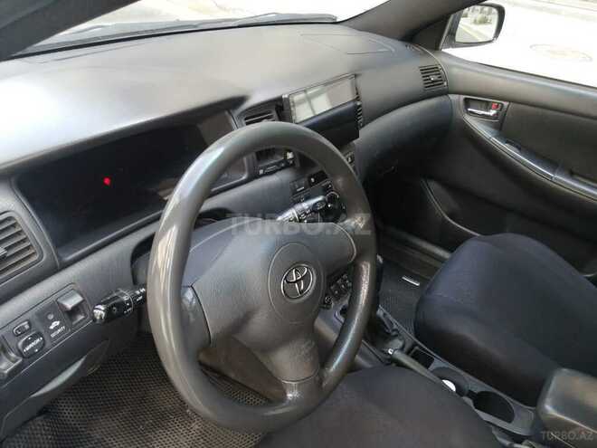 Toyota Corolla 2005, 207,000 km - 1.4 l - Bakı