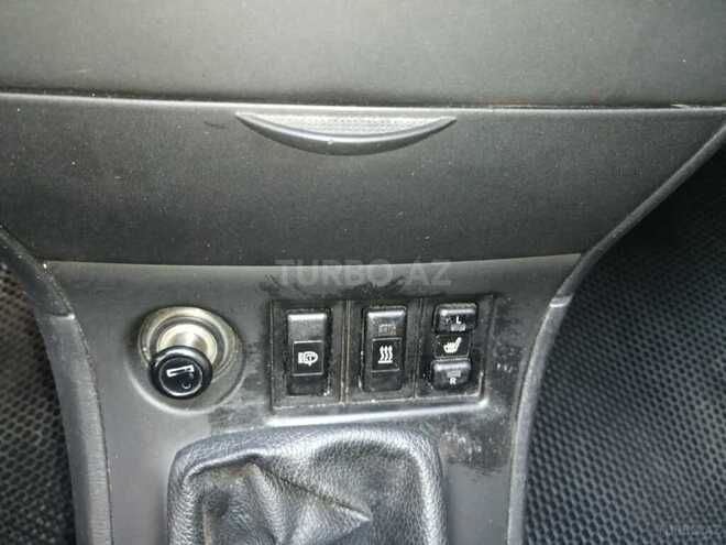 Toyota Corolla 2005, 207,000 km - 1.4 l - Bakı