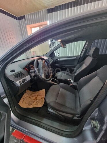 Opel Astra 2006, 220,000 km - 1.4 l - Bakı
