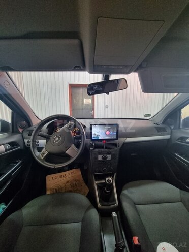 Opel Astra 2006, 220,000 km - 1.4 l - Bakı
