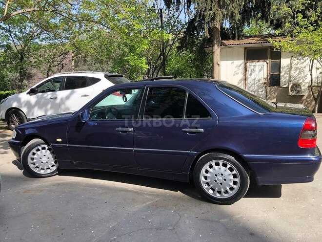 Mercedes C 180 1999, 425,000 km - 1.8 l - Bakı