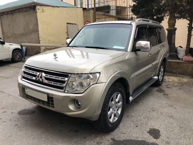 Mitsubishi Pajero 2007, 238,000 km - 3.0 l - Bakı