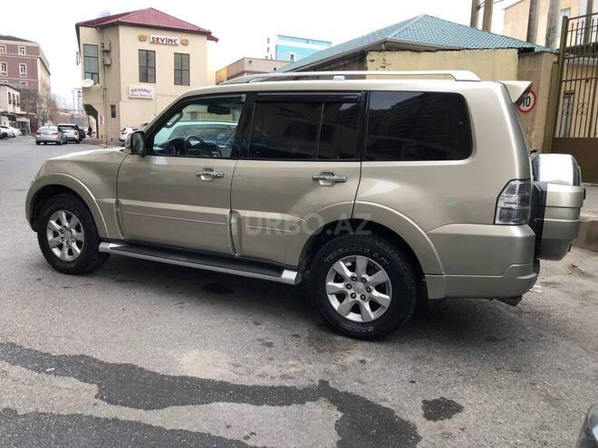 Mitsubishi Pajero 2007, 238,000 km - 3.0 l - Bakı