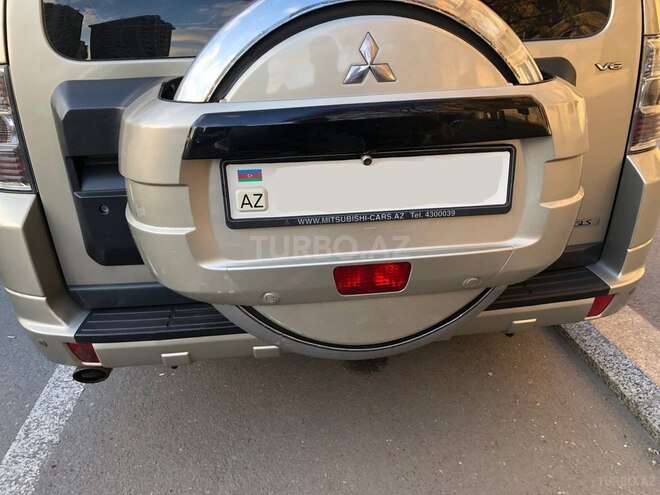 Mitsubishi Pajero 2007, 238,000 km - 3.0 l - Bakı