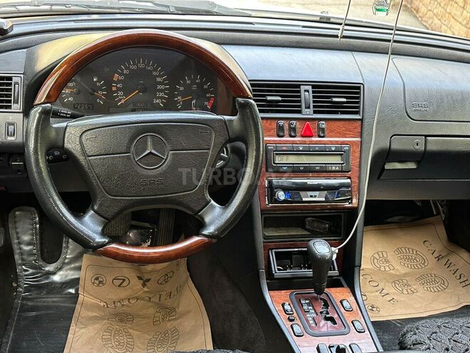 Mercedes C 200 1998, 327,000 km - 2.0 l - Bakı