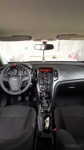 Opel Astra 2010, 104,000 km - 1.4 l - Bakı