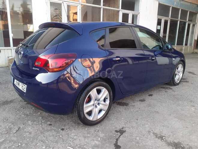 Opel Astra 2010, 104,000 km - 1.4 l - Bakı