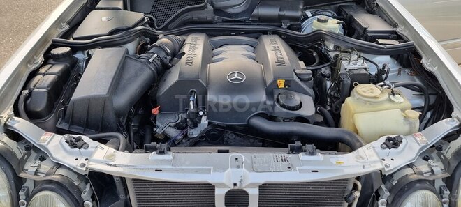 Mercedes E 320 2000, 341,000 km - 3.2 l - Bakı