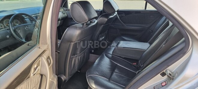 Mercedes E 320 2000, 341,000 km - 3.2 l - Bakı