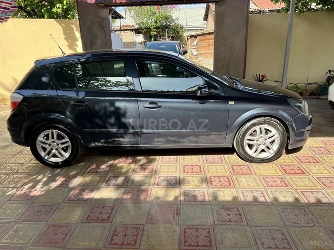 Opel Astra 2006, 329,000 km - 1.6 l - Bakı