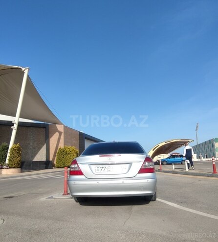 Mercedes E 220 2008, 272,000 km - 2.2 l - Bakı
