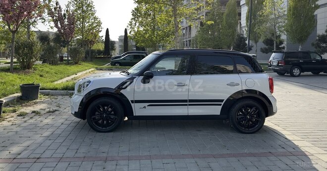 Mini Countryman 2012, 72,000 km - 1.6 л - Bakı