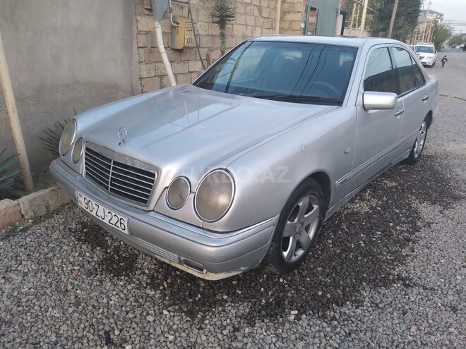 Mercedes E 230 1996, 528,000 km - 2.3 л - Bakı