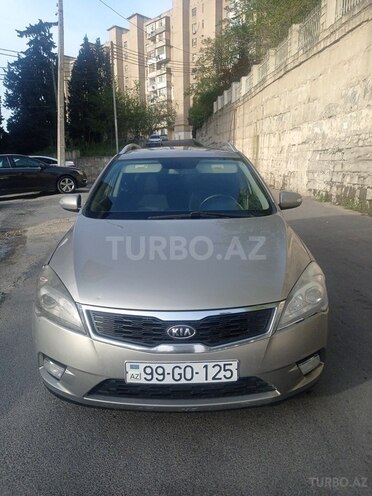 Kia Ceed 2011, 290,000 km - 1.6 l - Bakı