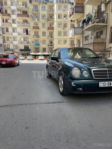Mercedes E 200 1997, 253,000 km - 2.0 л - Bakı