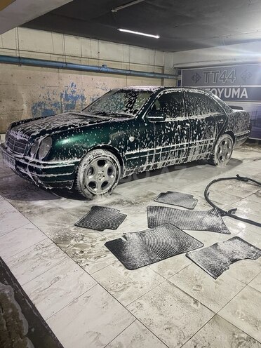 Mercedes E 200 1997, 253,000 km - 2.0 л - Bakı