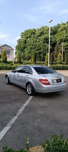 Mercedes C 220 2009, 261,700 km - 2.2 l - Bakı