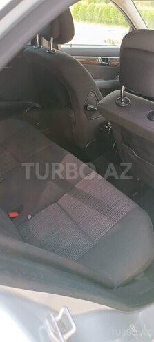Mercedes C 220 2009, 261,700 km - 2.2 l - Bakı