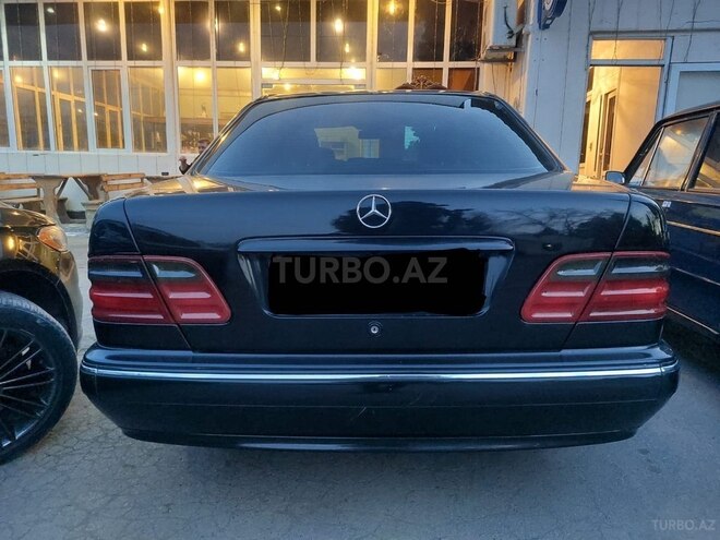 Mercedes E 270 1999, 345,000 km - 2.7 l - Bakı